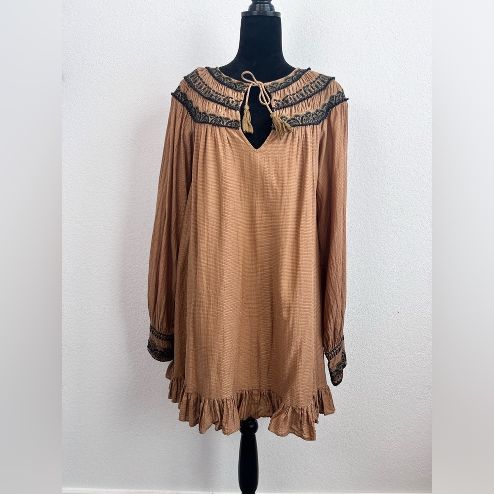 Free People Chestnut Embroidered Erin Peasant Dress Size Medium - Picture 2 of 14